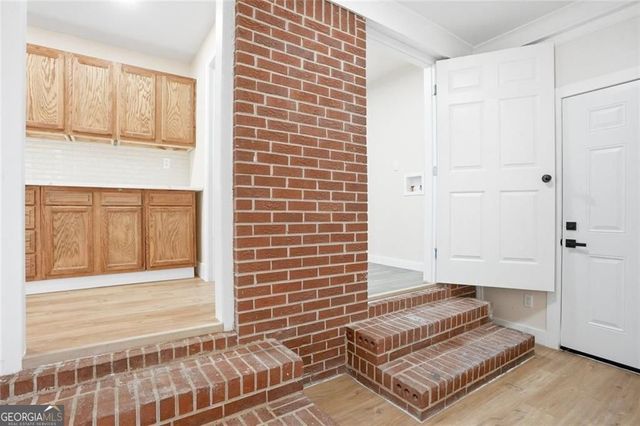 1902 Mural Circle, Morrow, GA 30260