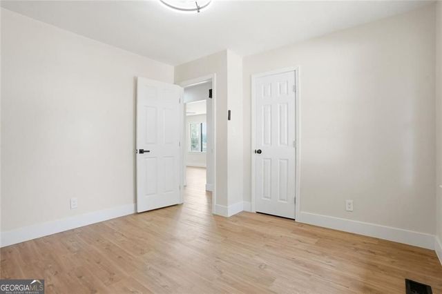 1902 Mural Circle, Morrow, GA 30260