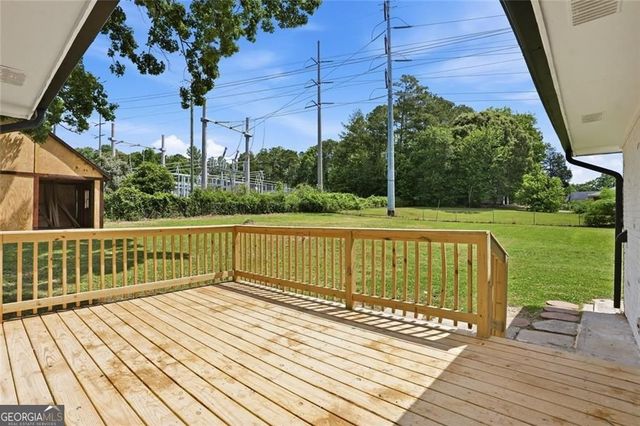 1902 Mural Circle, Morrow, GA 30260