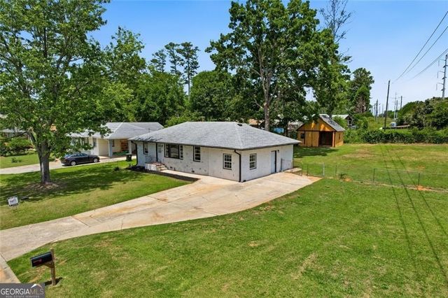 1902 Mural Circle, Morrow, GA 30260