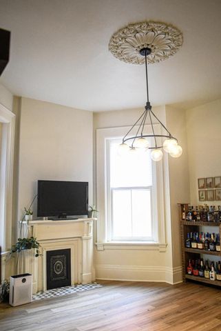 1406 Greenup Street, Covington, KY 41011