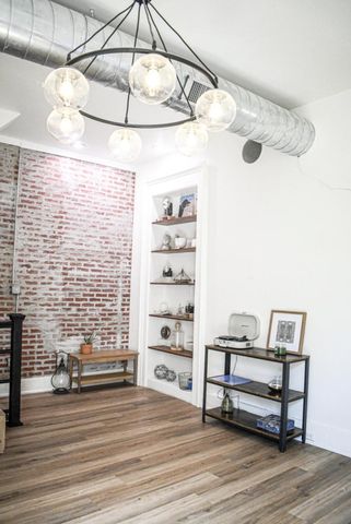 1406 Greenup Street, Covington, KY 41011