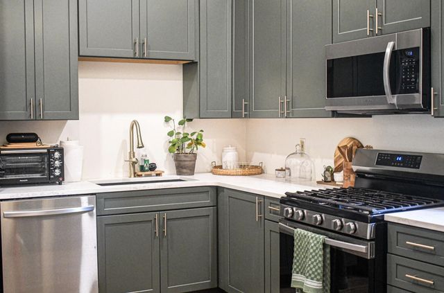 1406 Greenup Street, Covington, KY 41011