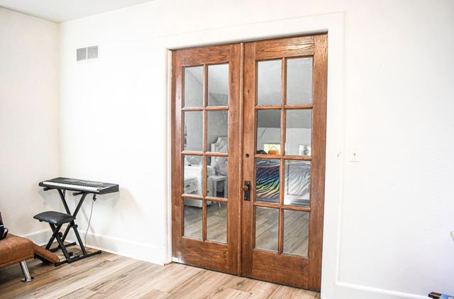 1406 Greenup Street, Covington, KY 41011