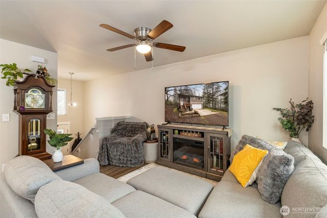 14720 NW 125th Street, Gig Harbor, WA 98329