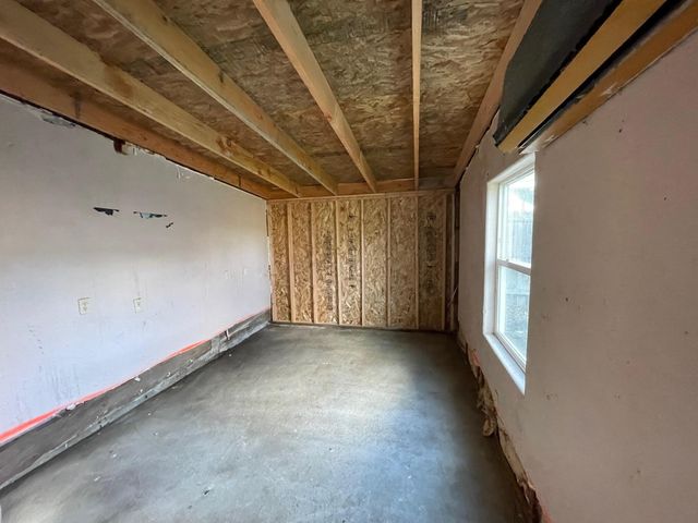 1805 NW Candler Avenue, Grants Pass, OR 97526