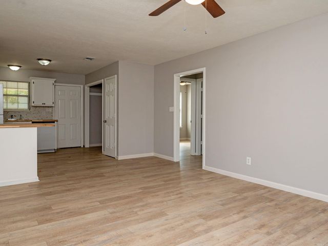 15 A Rolling Creek, Conway, AR 72032