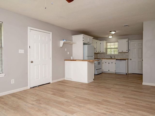 15 A Rolling Creek, Conway, AR 72032