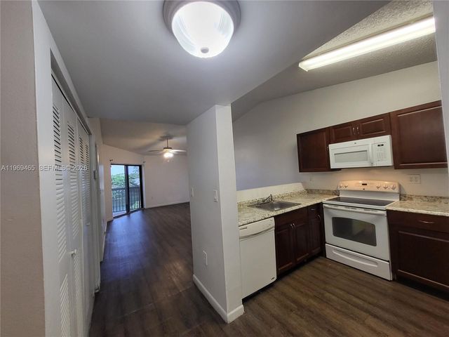 9921 Nob Hill Ln 9921, Sunrise, FL 33351