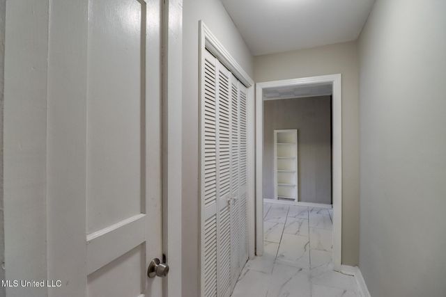 2704 Pine Avenue, Gulfport, MS 39501