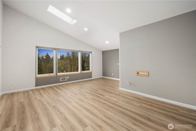 6021 158th Place NE, Redmond, WA 98052