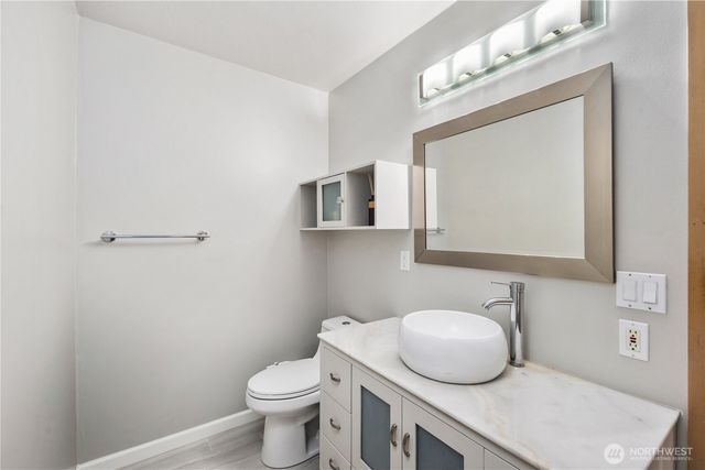 6021 158th Place NE, Redmond, WA 98052