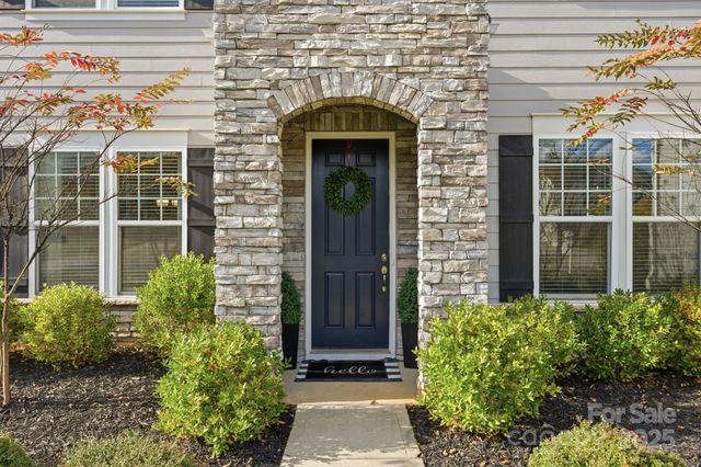 5122 Harwich Circle, Weddington, NC 28104