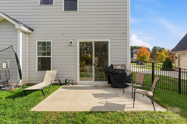 5122 Harwich Circle, Weddington, NC 28104