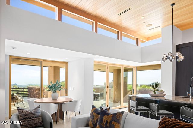 40041 N 111TH Place 44, Scottsdale, AZ 85262