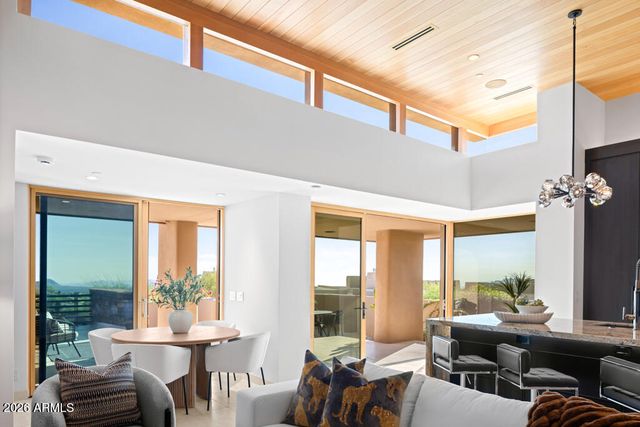 40041 N 111TH Place 44, Scottsdale, AZ 85262