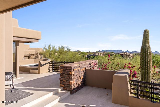 40041 N 111TH Place 44, Scottsdale, AZ 85262