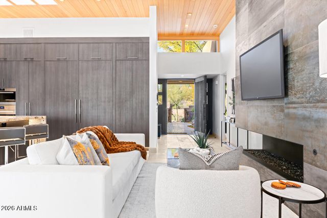 40041 N 111TH Place 44, Scottsdale, AZ 85262