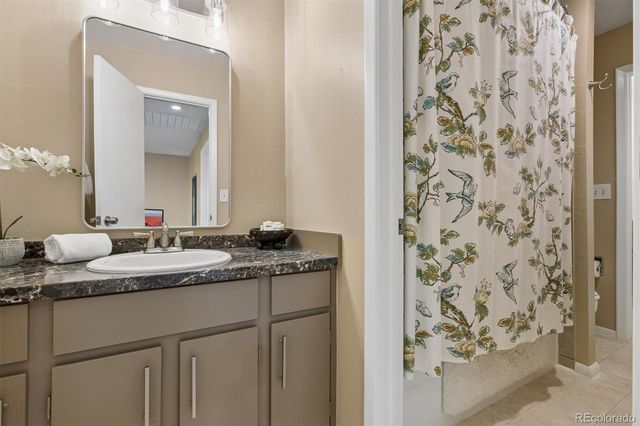 2771 S Victor Street, Aurora, CO 80014