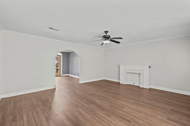 2406 Oaklawn Drive, La Marque, TX 77568