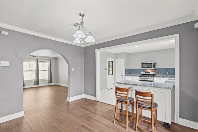 2406 Oaklawn Drive, La Marque, TX 77568