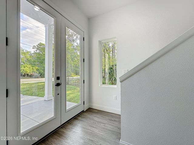 8912 HOGAN Road, Jacksonville, FL 32216