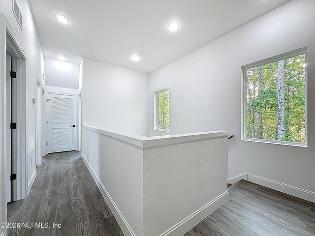 8912 HOGAN Road, Jacksonville, FL 32216