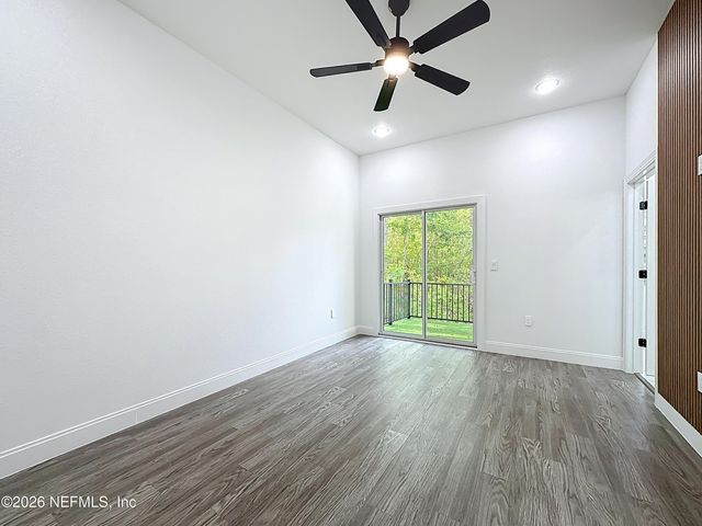 8912 HOGAN Road, Jacksonville, FL 32216