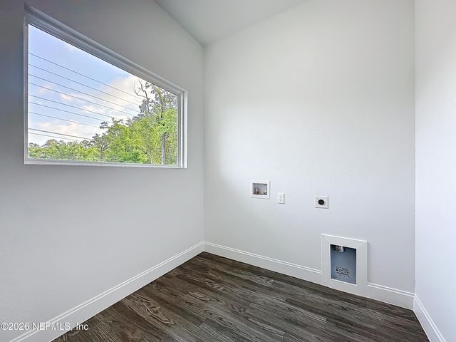 8912 HOGAN Road, Jacksonville, FL 32216