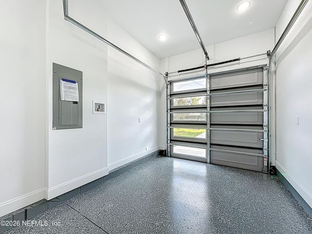 8912 HOGAN Road, Jacksonville, FL 32216