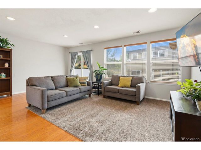 118 Montgomery Dr, Erie, CO 80516