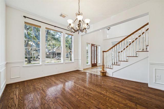 2827 Spring Lakes, Missouri City, TX 77459