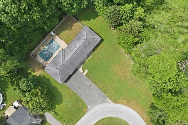21 Brookside Avenue, Minetto, NY 13115