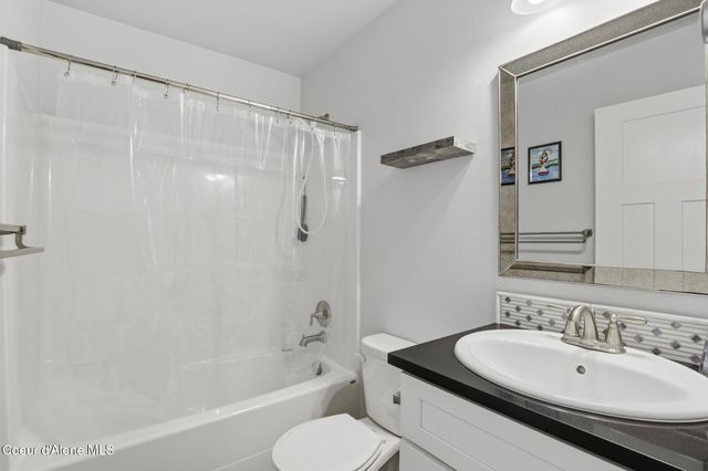 516 Solar RD, Oldtown, ID 83822