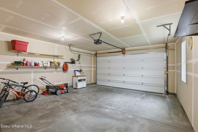 516 Solar RD, Oldtown, ID 83822