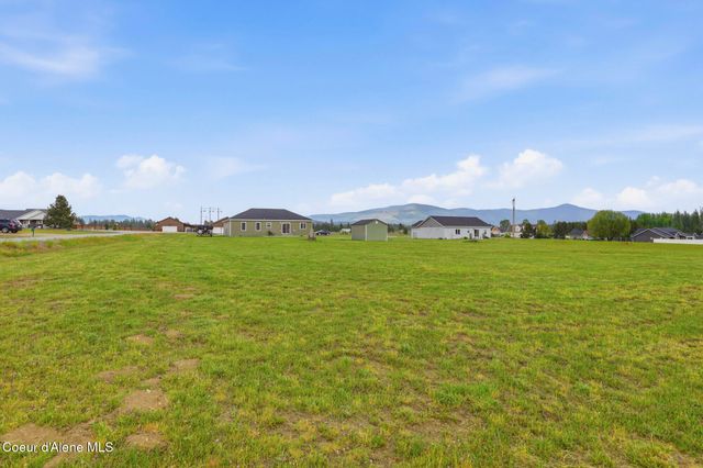 516 Solar RD, Oldtown, ID 83822