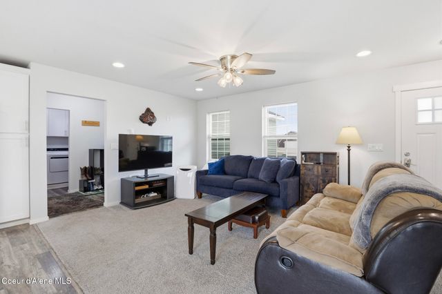 516 Solar RD, Oldtown, ID 83822