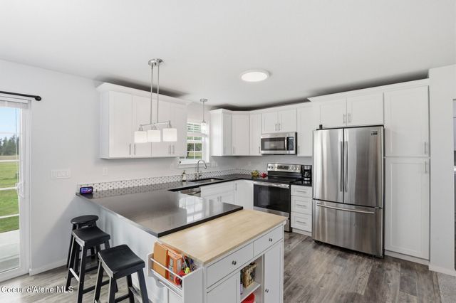 516 Solar RD, Oldtown, ID 83822