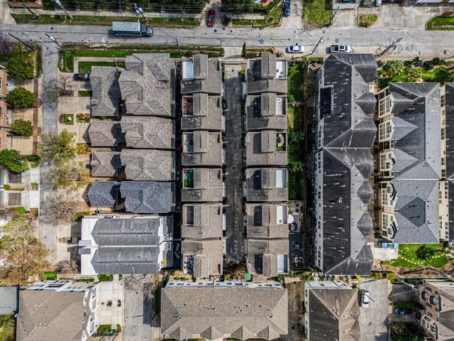 715 Hartman Street, Houston, TX 77007