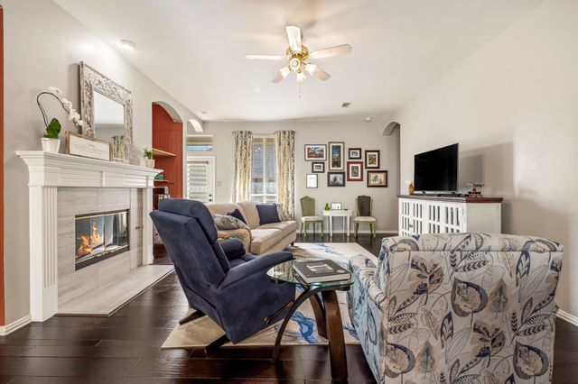 1632 Castle Pines Drive, Frisco, TX 75036