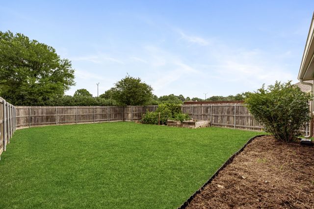 1632 Castle Pines Drive, Frisco, TX 75036