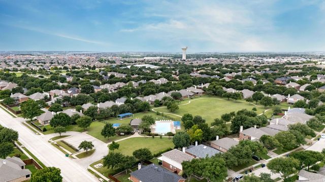 1632 Castle Pines Drive, Frisco, TX 75036