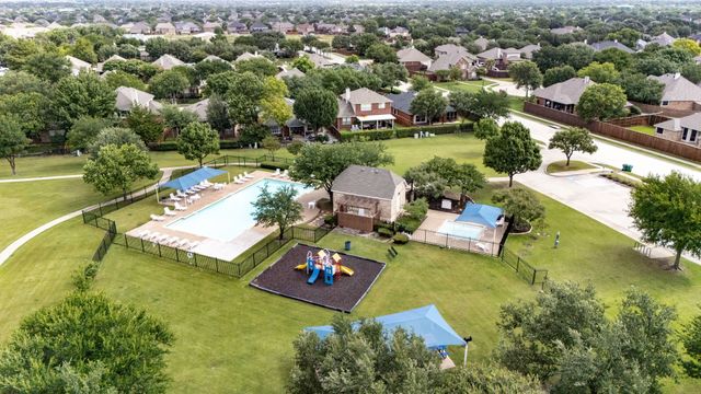 1632 Castle Pines Drive, Frisco, TX 75036