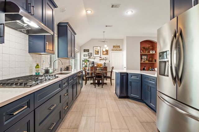 1632 Castle Pines Drive, Frisco, TX 75036