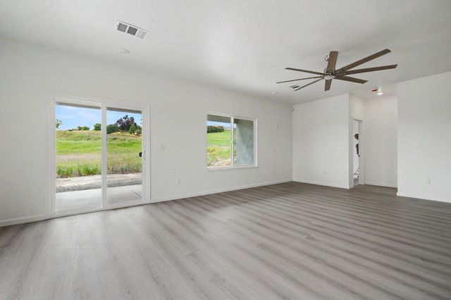 2426 Village Dr, Ione, CA 95640