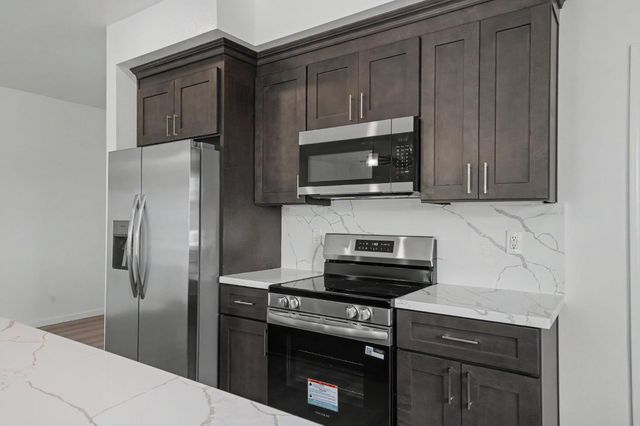 2426 Village Dr, Ione, CA 95640