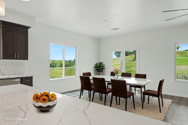 2426 Village Dr, Ione, CA 95640