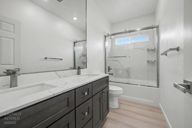 2426 Village Dr, Ione, CA 95640