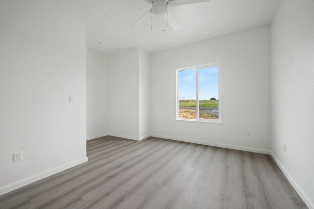 2426 Village Dr, Ione, CA 95640