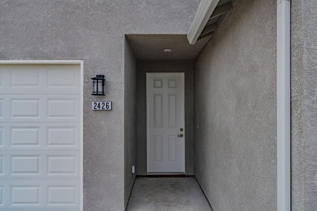 2426 Village Dr, Ione, CA 95640
